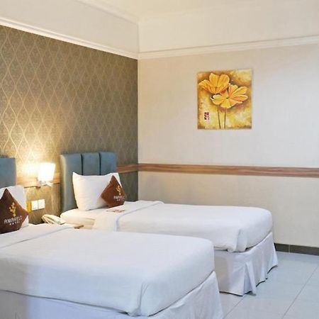 Amarelo Hotel Solo Eksteriør billede
