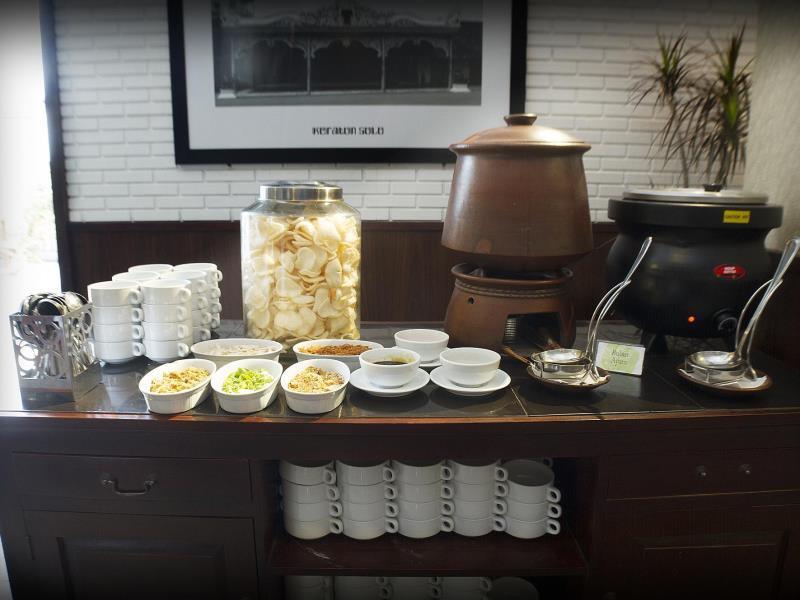Amarelo Hotel Solo Eksteriør billede