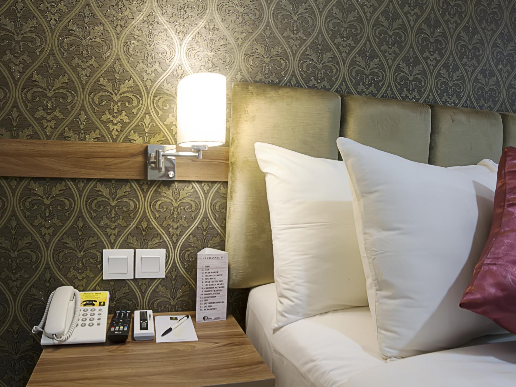 Amarelo Hotel Solo Eksteriør billede