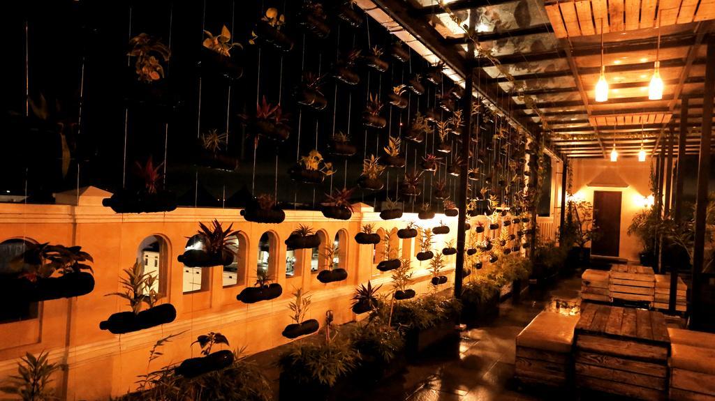 Amarelo Hotel Solo Eksteriør billede