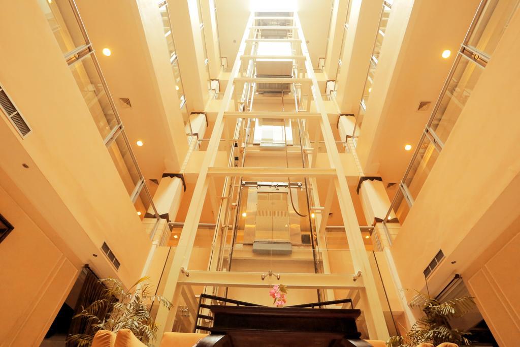 Amarelo Hotel Solo Eksteriør billede