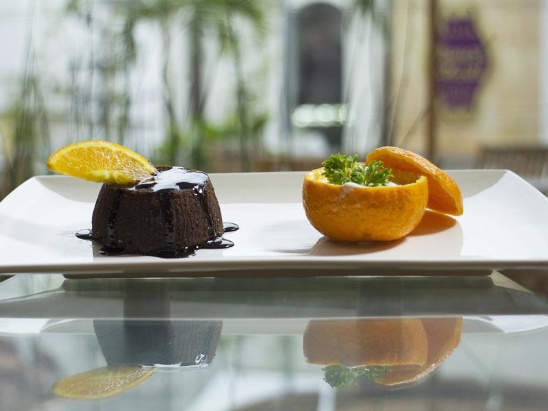 Amarelo Hotel Solo Eksteriør billede