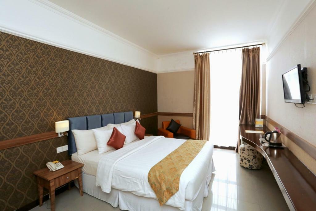 Amarelo Hotel Solo Eksteriør billede